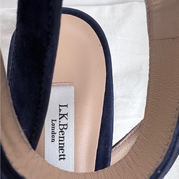 L.K. Bennet Suede round Toe Heels 37 blue - Picture 2 of 12